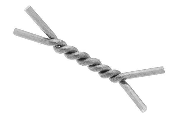 Marcador de biopsia sobre fondo blanco