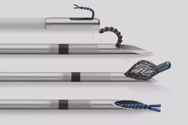 Marcadores de biopsia de mama con distintas formas