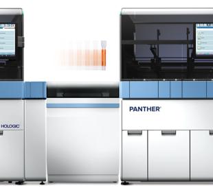 Sistema Panther® Trax de Hologic sobre fondo blanco
